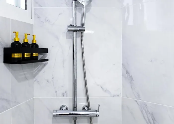 Ponderosa With Pool And Sea View Apartment *