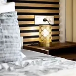 Ponderosa With Pool And Sea View * Адехе