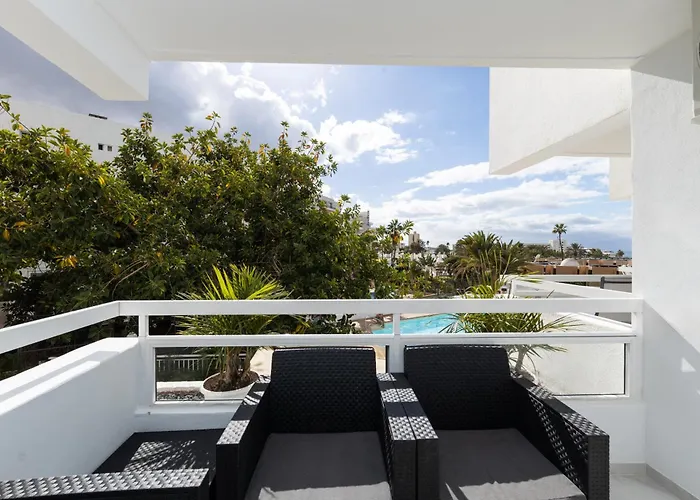 Apart Hotel Ponderosa With Pool And Sea View アパート *
